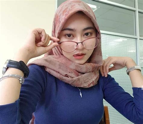 bolep indonesia terbaru|Bokep Indo Terbaru Mahasiswi Undip Hijab Viral Part 1